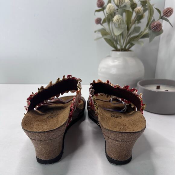 Birkenstock Della Wedge Sandal Leaf Print Brown Women 7/EU 38 NWB Narrow Fit - Picture 3 of 11